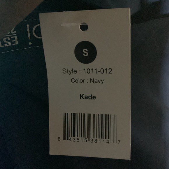 Women Scrub Top - Picture 3 of 3